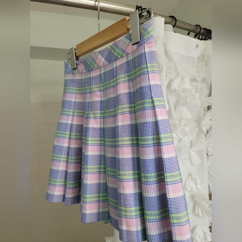 the olive mini skirt